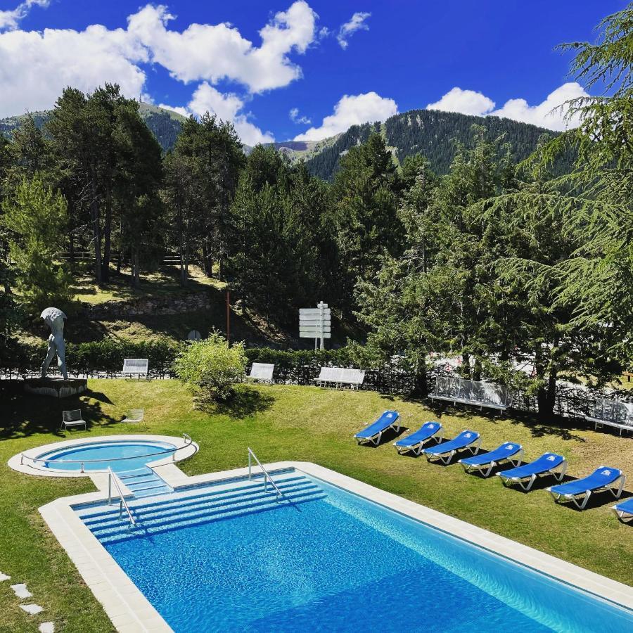 Alp Hotel La Masella Buitenkant foto