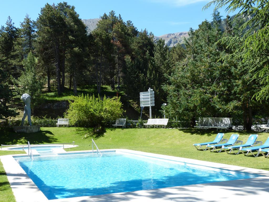 Alp Hotel La Masella Buitenkant foto